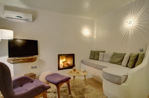 thumbnail: Living room