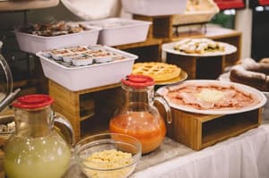 thumbnail: Restaurant