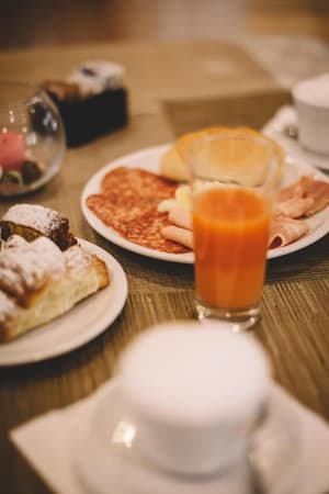 thumbnail: Restaurant