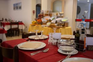 thumbnail: Restaurant