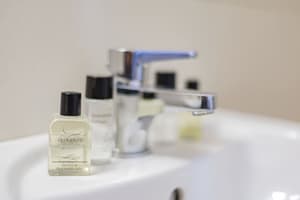 thumbnail: Bathroom amenities
