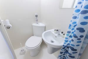 thumbnail: Bathroom