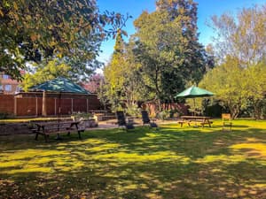 thumbnail: BBQ/picnic area