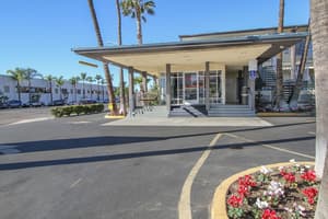 thumbnail: Property entrance