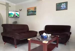 thumbnail: Lobby sitting area