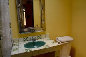 thumbnail: Bathroom sink