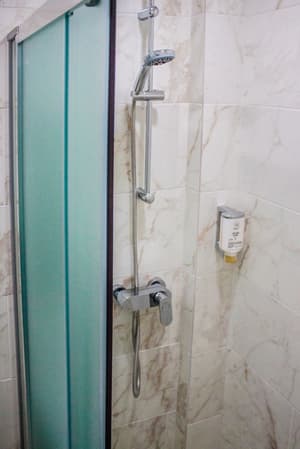 thumbnail: Bathroom shower