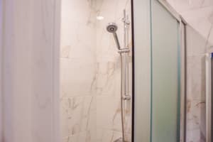 thumbnail: Bathroom shower