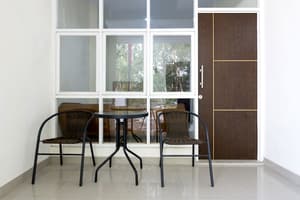 thumbnail: Interior detail