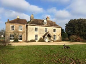 thumbnail: Front of property