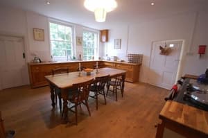 thumbnail: Breakfast area