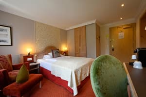 thumbnail: Room