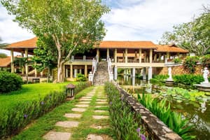 thumbnail: Interior