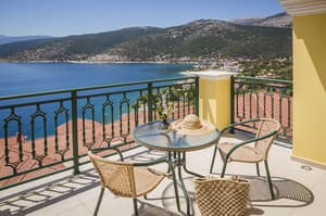thumbnail: Balcony view