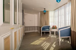 thumbnail: Interior
