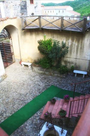 thumbnail: General view