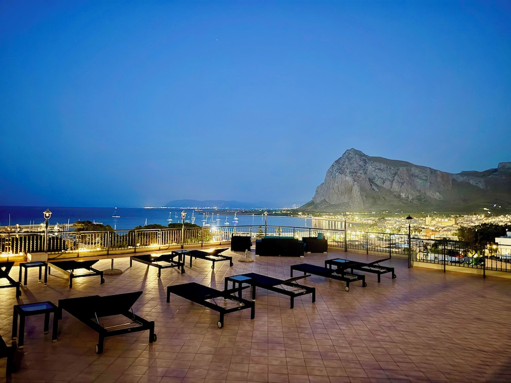 Rooftop terrace