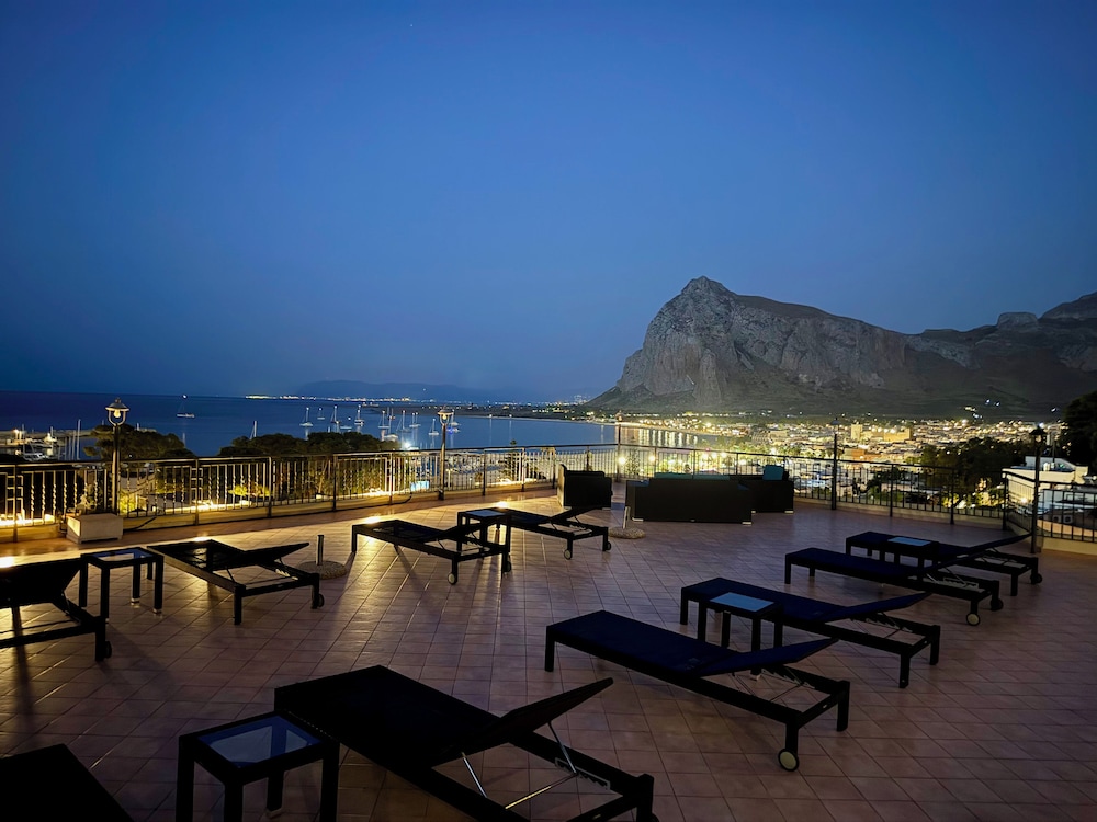 Rooftop terrace