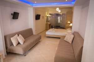 thumbnail: Lobby sitting area