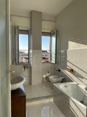 thumbnail: Interior