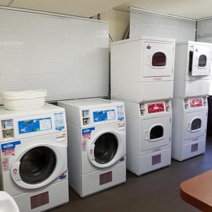 thumbnail: Laundry room