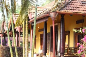 thumbnail: Front of property