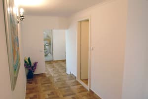 thumbnail: Interior