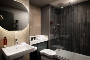 thumbnail: Bathroom