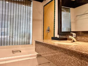 thumbnail: Deep soaking bathtub