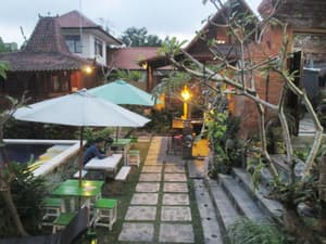 thumbnail: General view