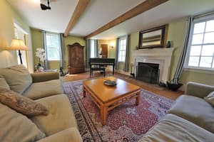 thumbnail: Interior