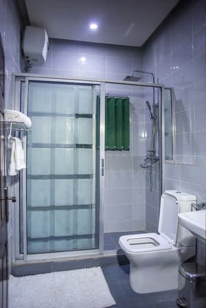 thumbnail: Bathroom