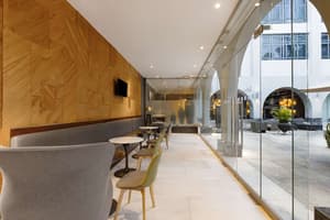 thumbnail: Bar (on property)