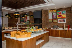 thumbnail: Restaurant