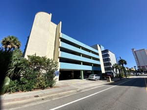 thumbnail: Exterior