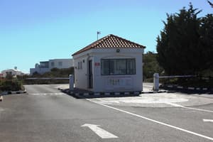 thumbnail: Property entrance