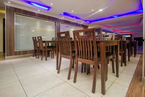 thumbnail: Restaurant