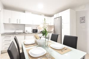 thumbnail: In-room dining