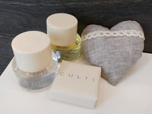 thumbnail: Bathroom amenities
