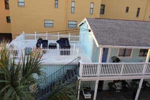 thumbnail: Terrace/patio