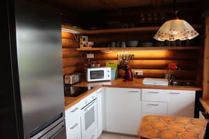 thumbnail: Family dining