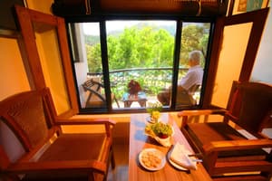 thumbnail: Living room