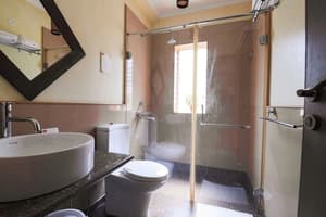 thumbnail: Bathroom