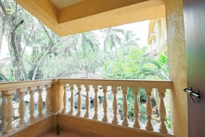 thumbnail: Balcony