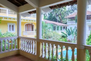 thumbnail: Balcony