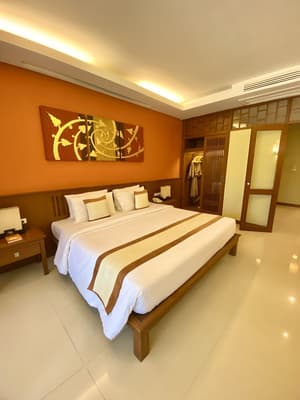 thumbnail: Room