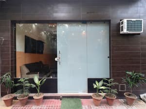 thumbnail: Exterior