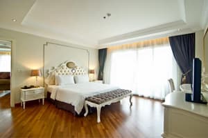 thumbnail: Room