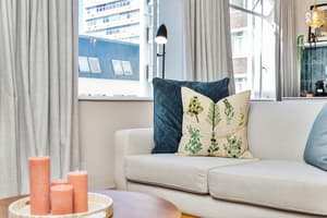 thumbnail: Interior detail