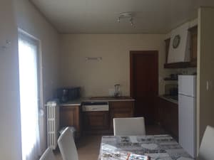 thumbnail: In-room dining